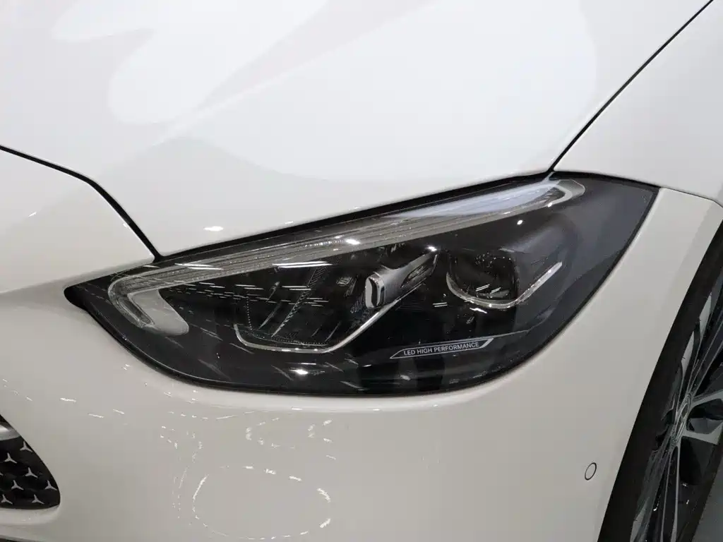 Mercedes-Benz C-Class New Energy — миниатюра 17