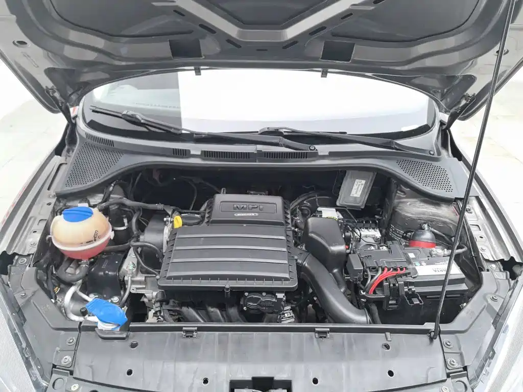 Volkswagen Jetta 2013 1.4L MT Fashion