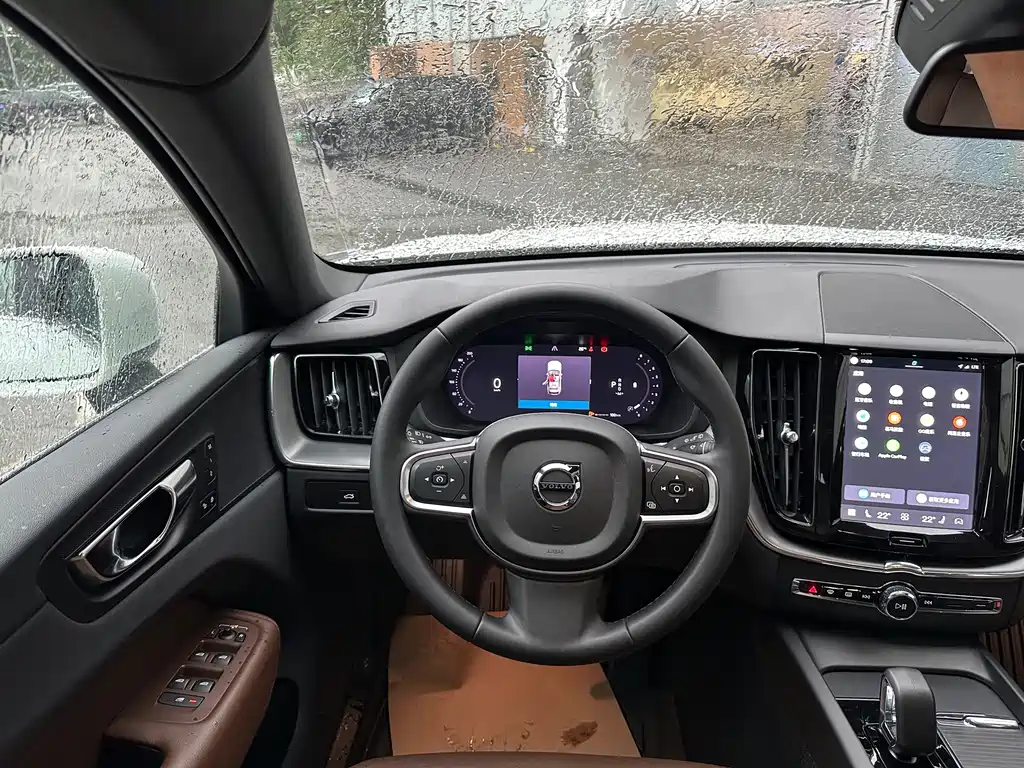 Volvo XC60 — миниатюра 14