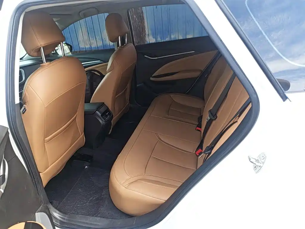 Buick Excelle — миниатюра 17