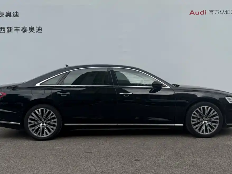 Audi A8 — миниатюра 6