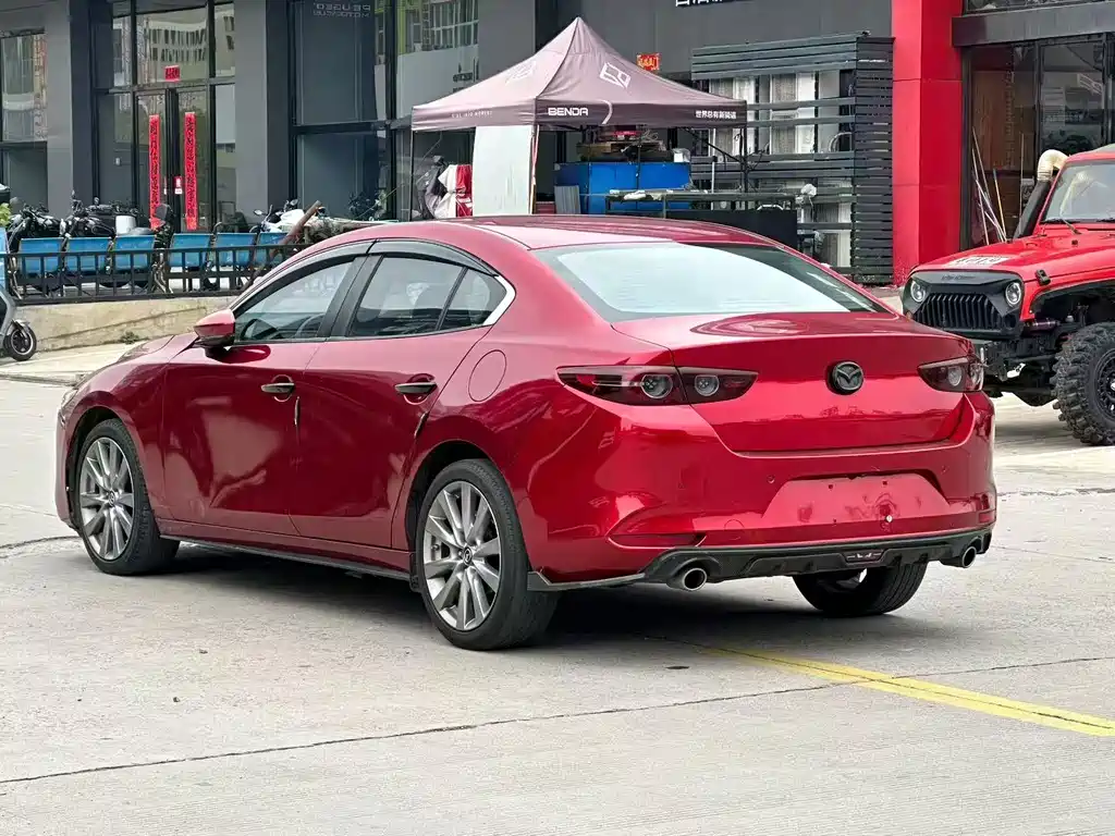 MAZDA 3 ANGKESAILA