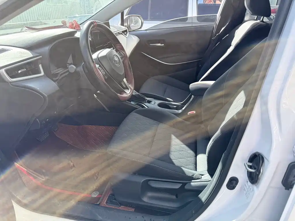 Toyota Corolla — миниатюра 8