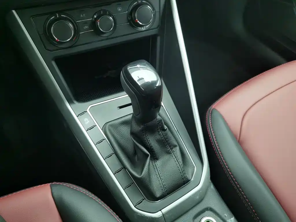 Volkswagen Polo — миниатюра 13