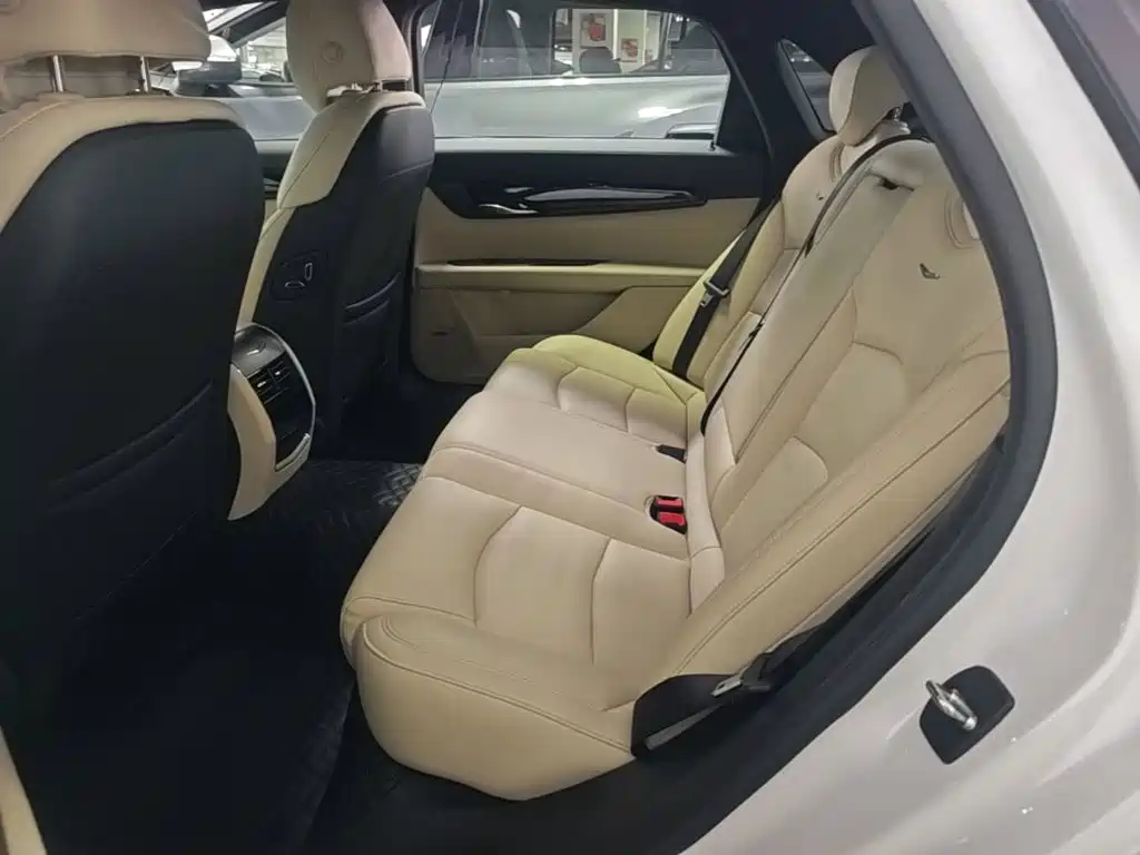 Cadillac CT6 — миниатюра 17