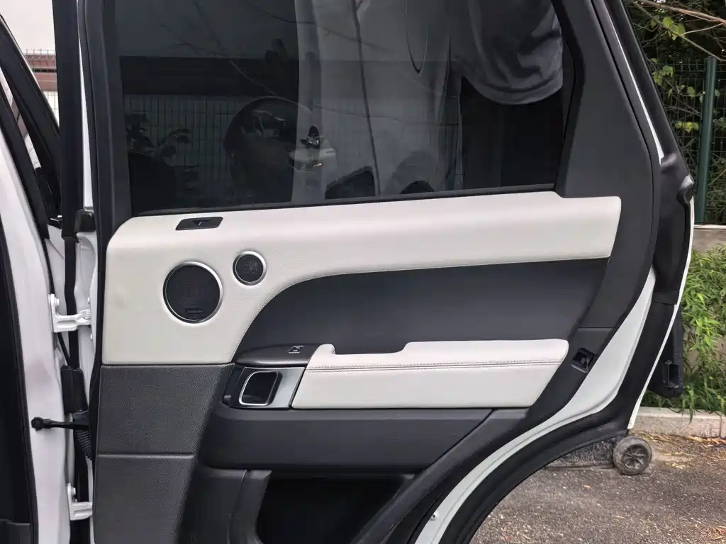 Land Rover Sport — миниатюра 15