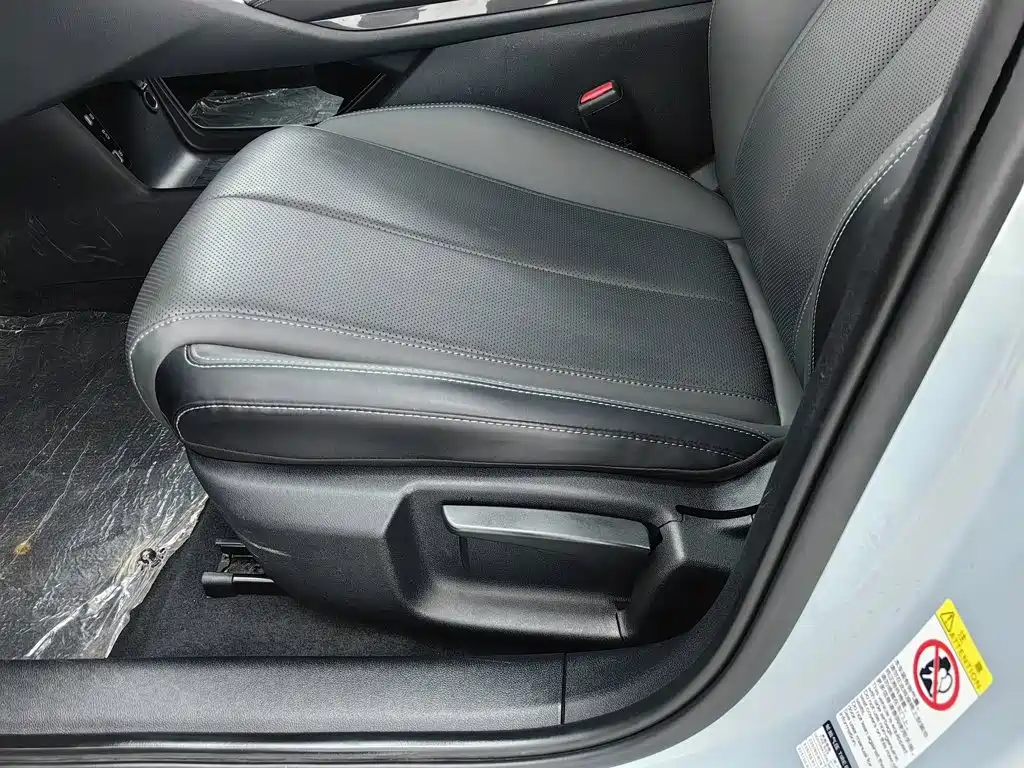 BYD Qin L — миниатюра 20
