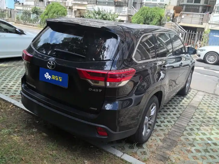 Toyota Highlander — миниатюра 3