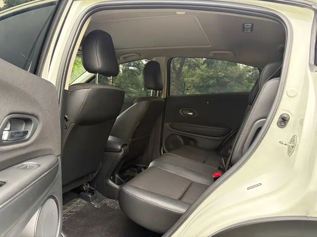 Honda Vezel — миниатюра 6