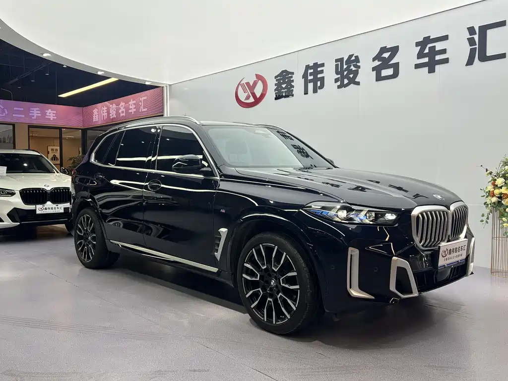 BMW X5 2023 xDrive 40Li M Sport