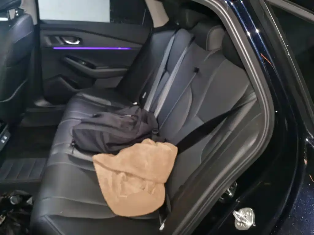 Honda Accord — миниатюра 15