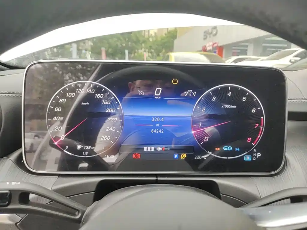 Mercedes-Benz C-Class — миниатюра 12