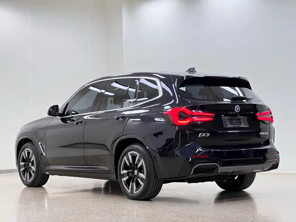 BMW iX3 — фотографии объявления, Фото 6
