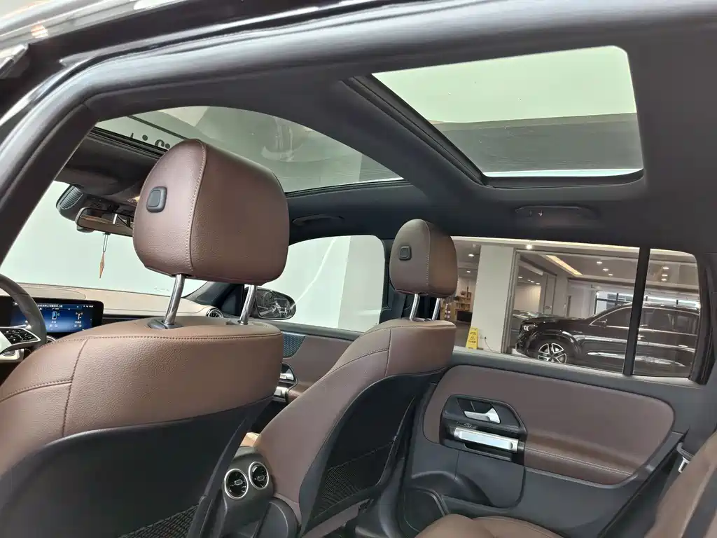 Mercedes-Benz GLB 2024 GLB 200