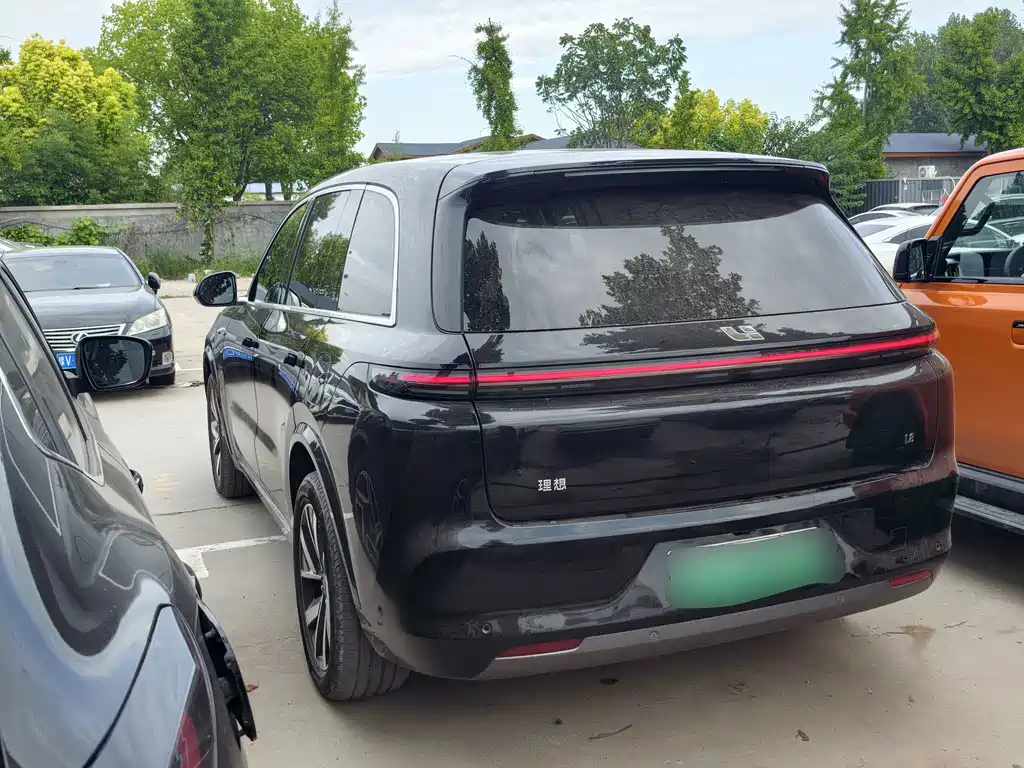 Li Auto Li L8 — миниатюра 10