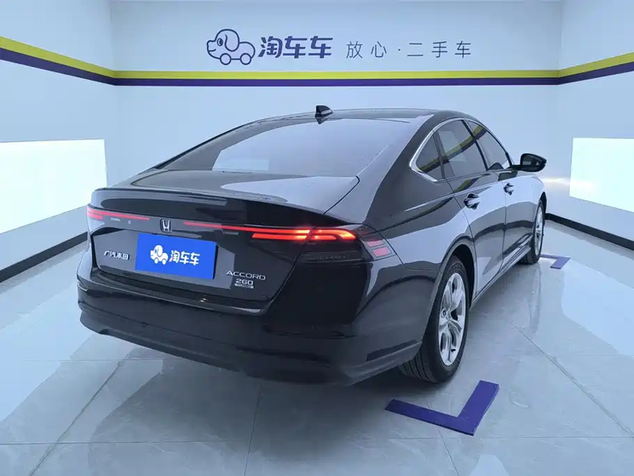 Honda Accord — миниатюра 3