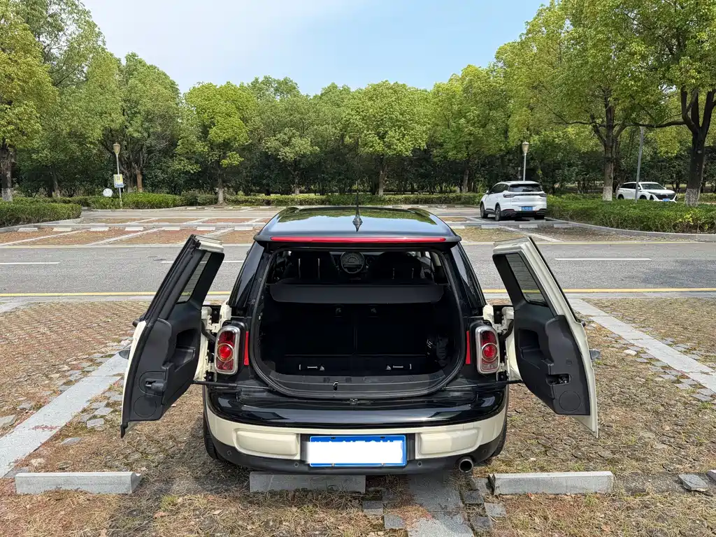 MINI Mini Clubman — миниатюра 9