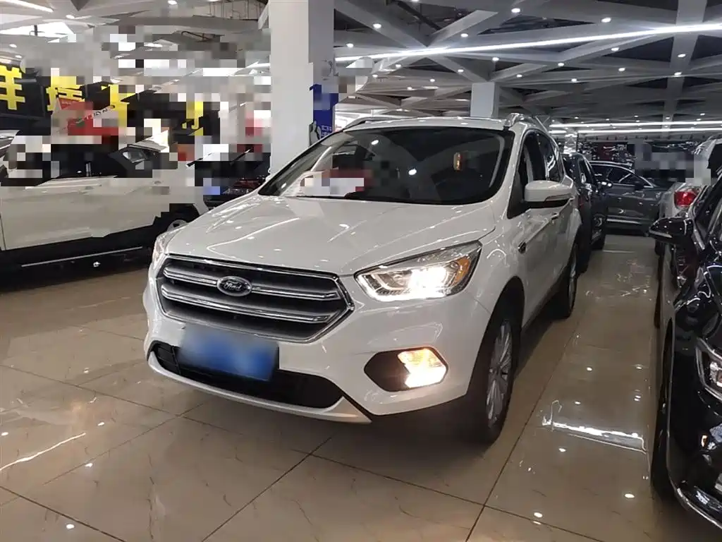 Купить Ford Kuga