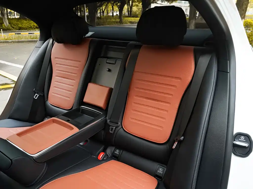 Mercedes-Benz C-Class — миниатюра 28