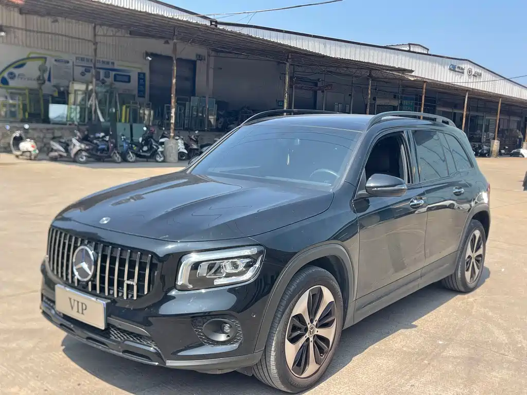 Купить Mercedes-Benz GLB