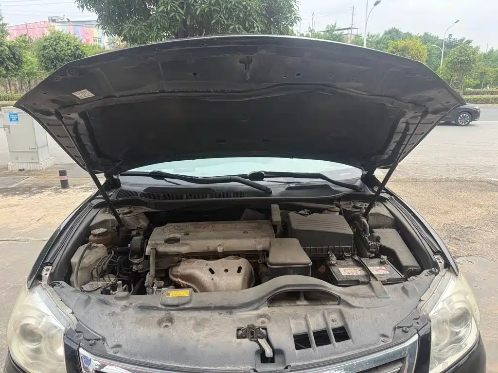 Toyota Camry — миниатюра 10