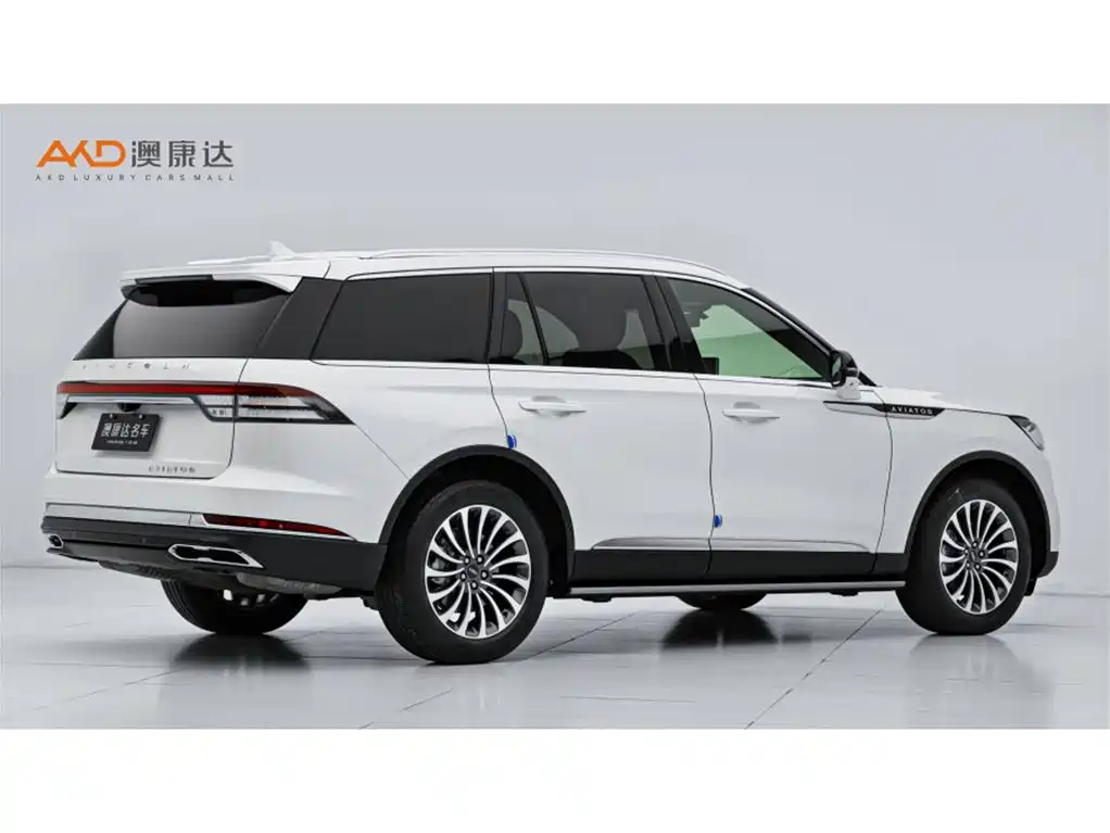 Lincoln Aviator 2023 3.0T V6 мест