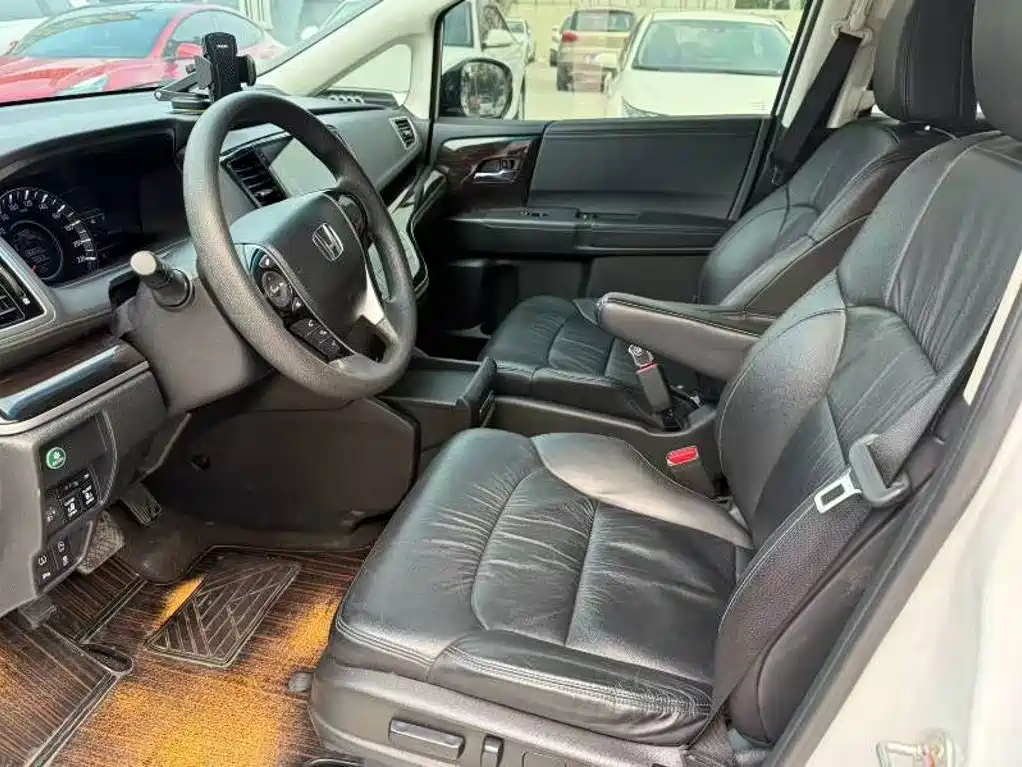Honda Odyssey — миниатюра 7