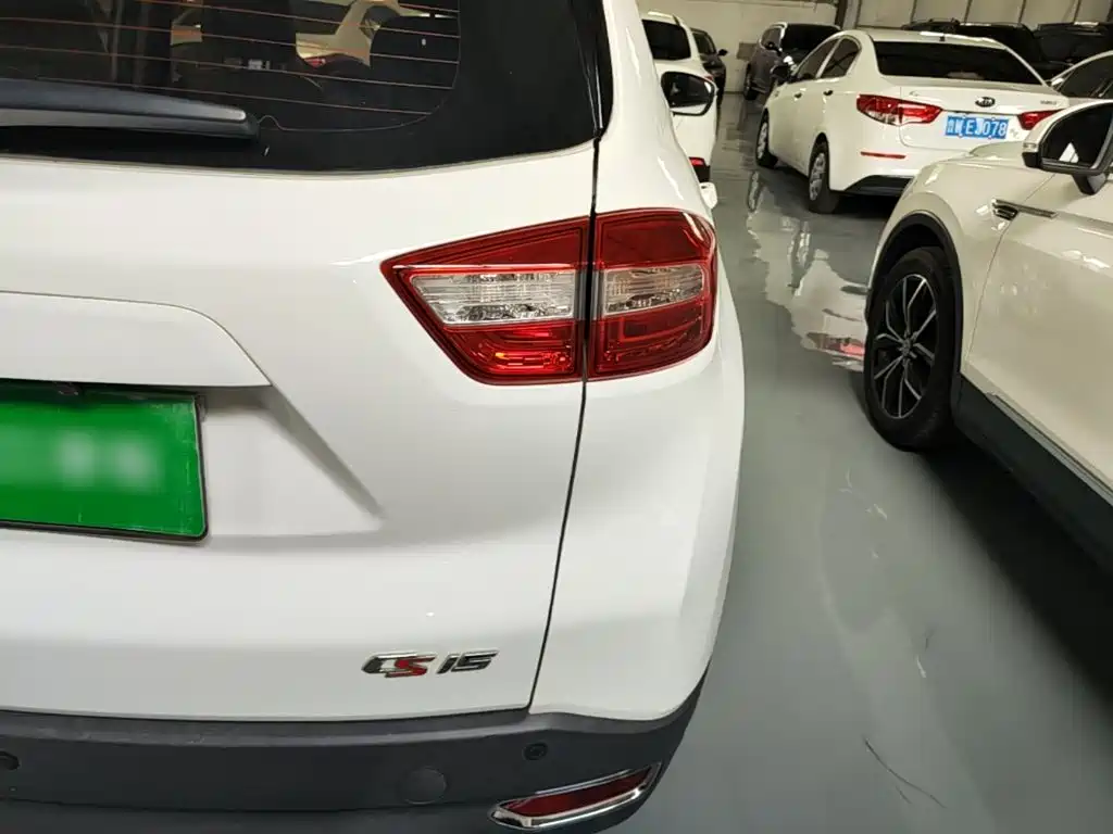 Changan CS15 — миниатюра 8