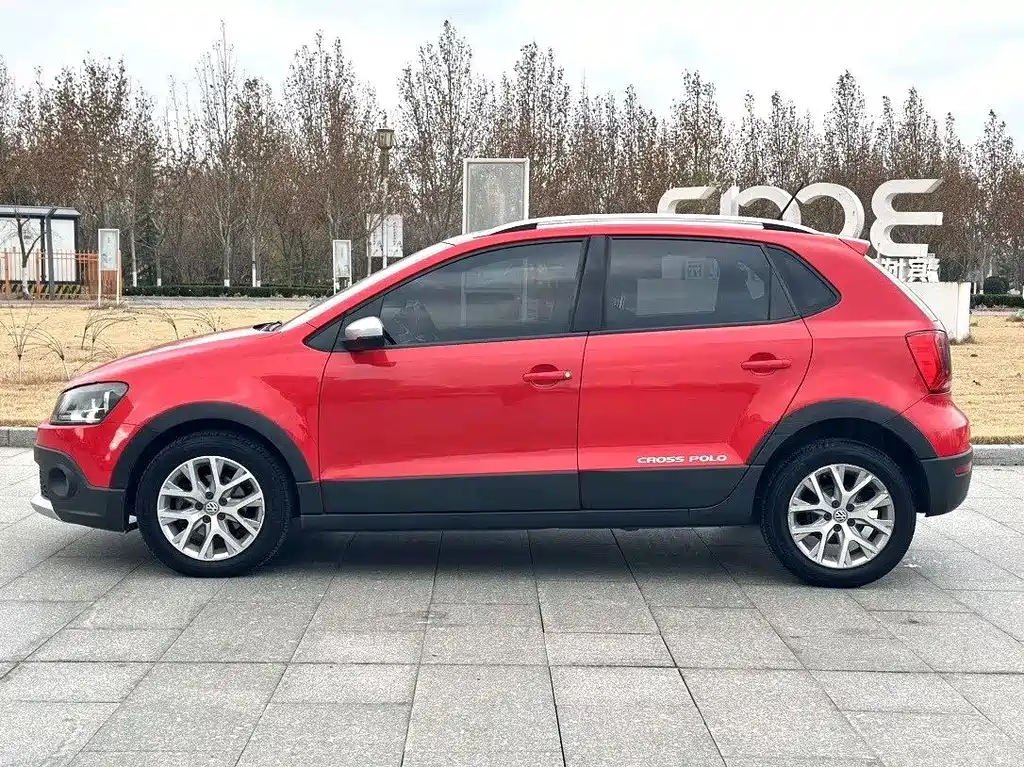 Volkswagen Polo — миниатюра 4