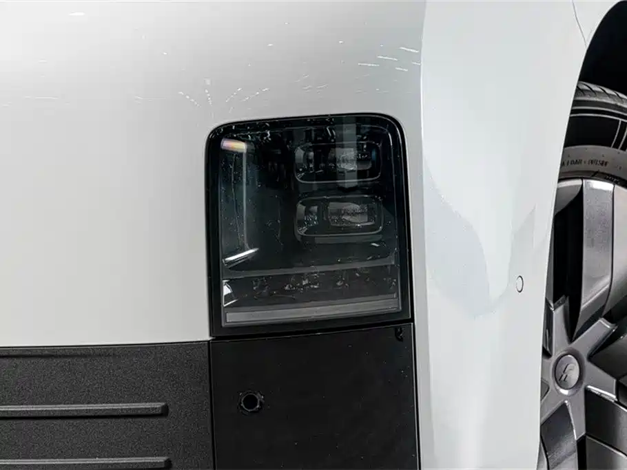 Li Auto MEGA 2025 Home