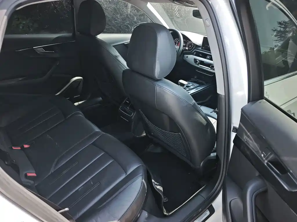 Audi A4L — миниатюра 8