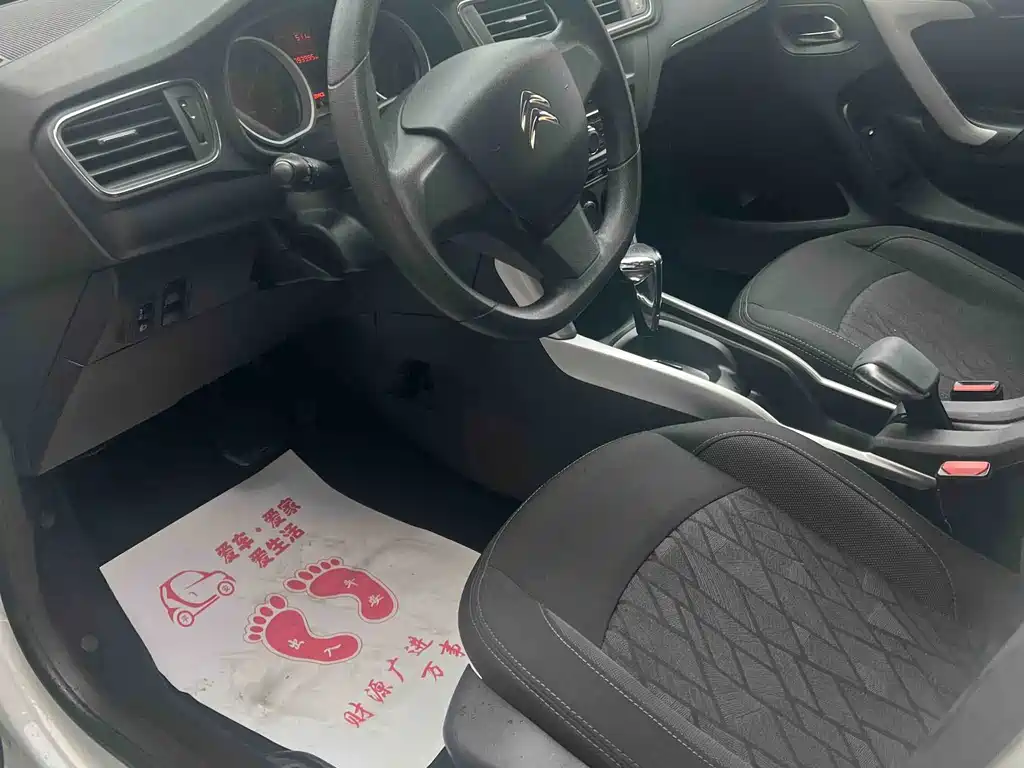 Citroen C3-XR — миниатюра 5