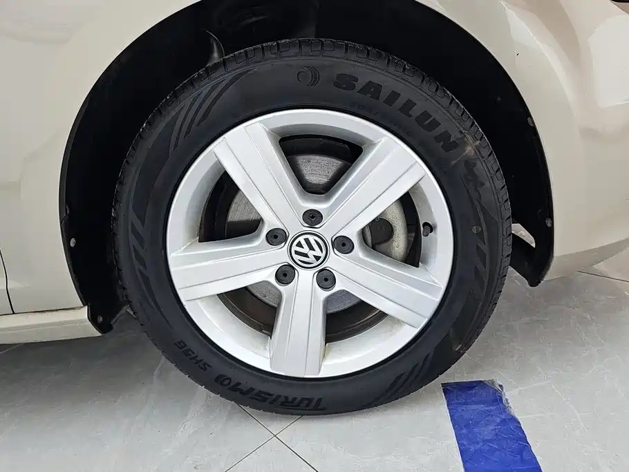 Volkswagen Golf — миниатюра 6