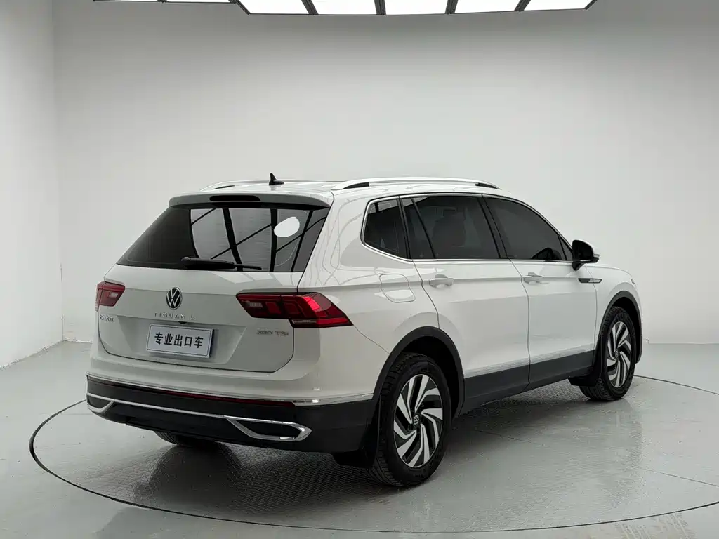 Volkswagen Tiguan L L 2023 280TSI AT