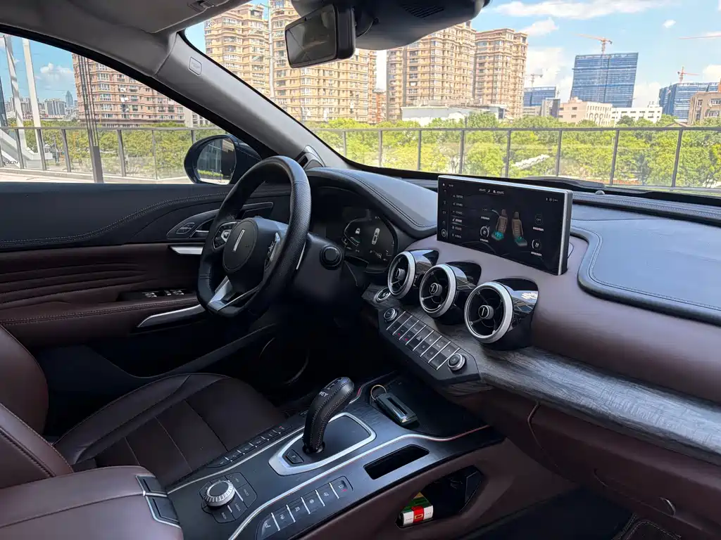 Wey Wey VV7 — миниатюра 10