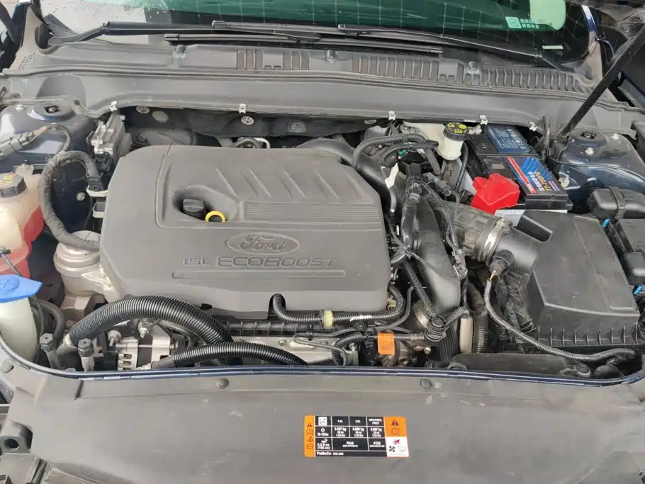 Ford Mondeo — миниатюра 10