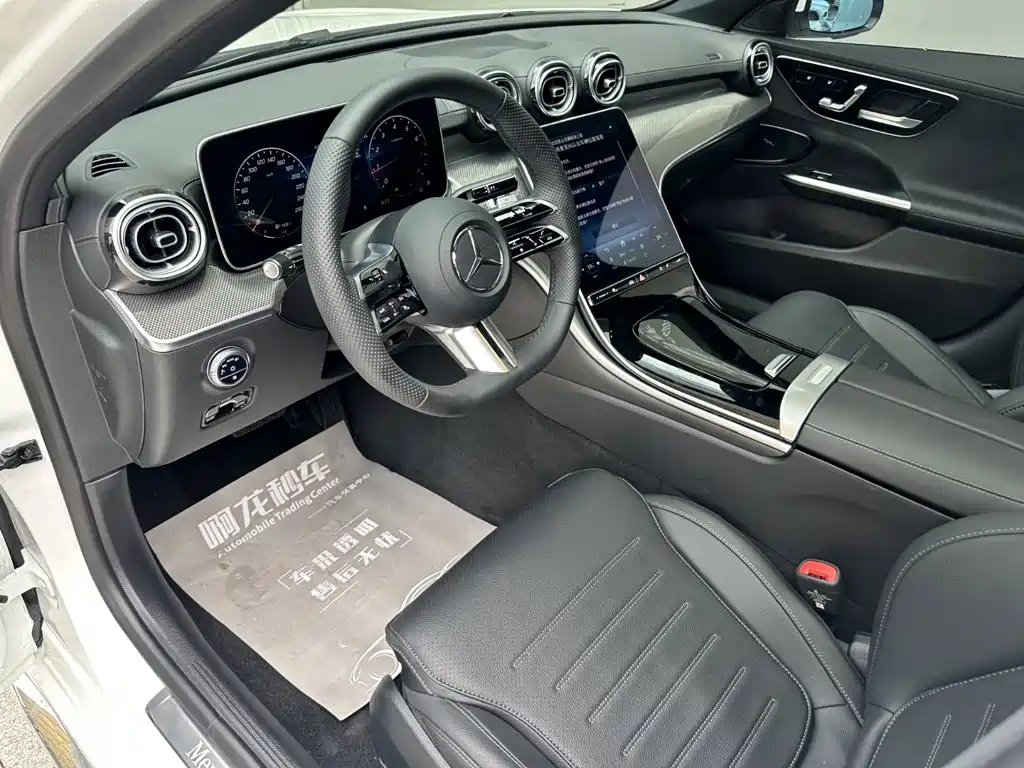 Mercedes-Benz C-Class — миниатюра 10