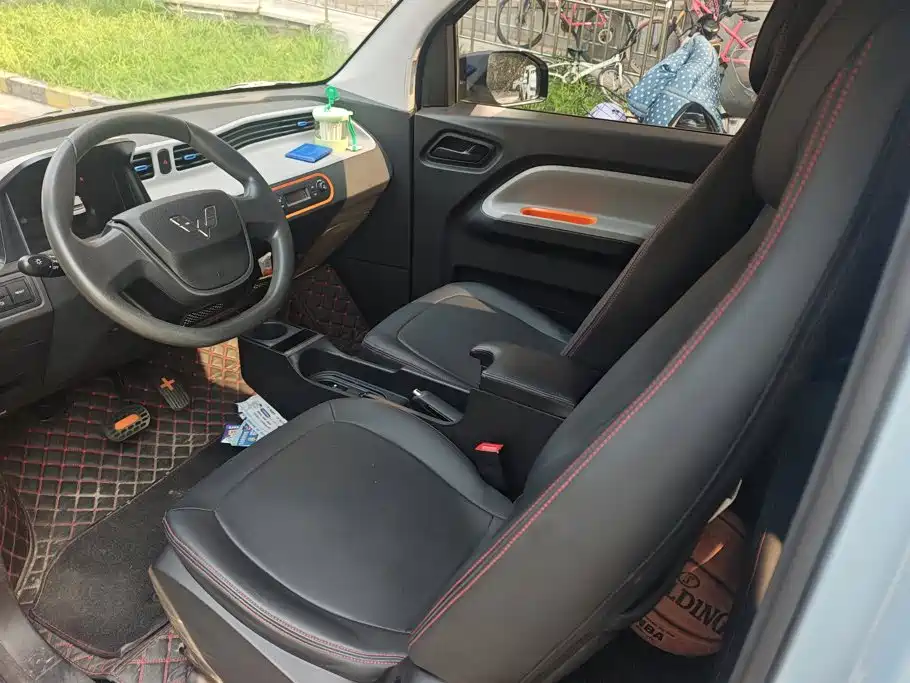 Wuling MINIEV — миниатюра 11