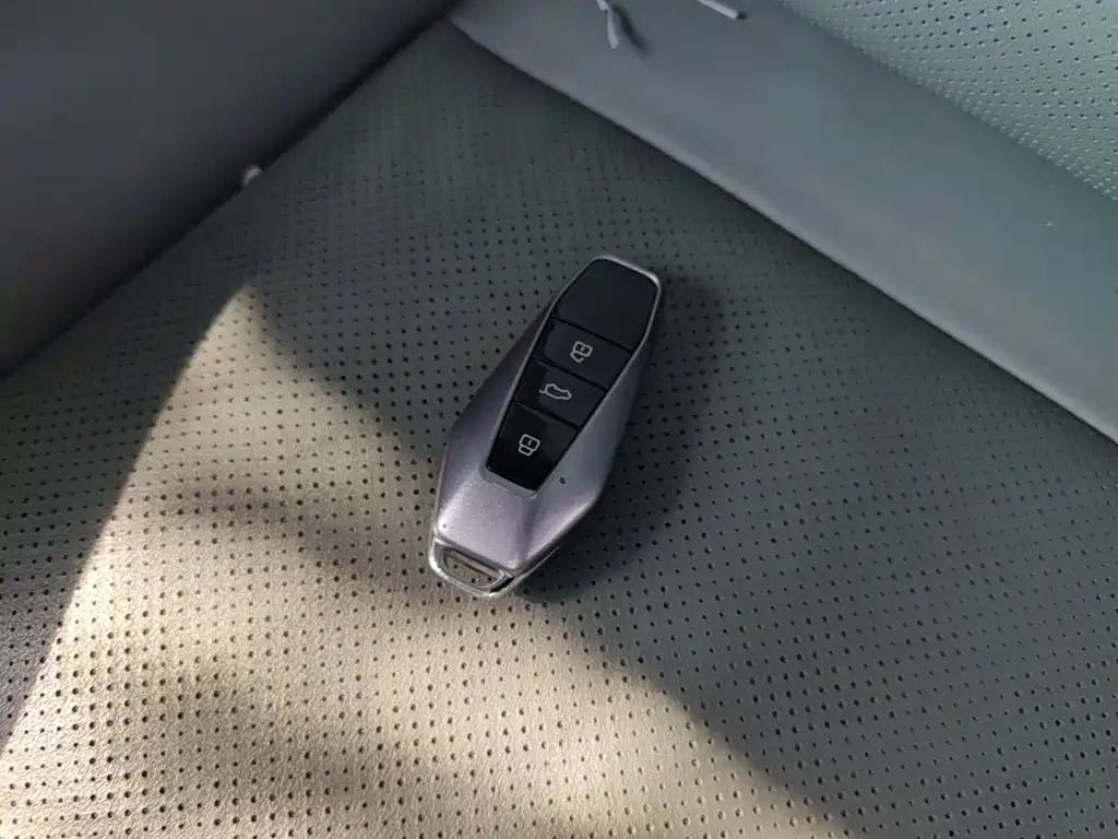 iCAR iCAR 03 — миниатюра 9