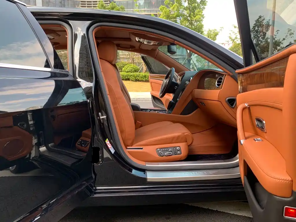 Bentley Flying Spur — фотографии объявления, Фото 17