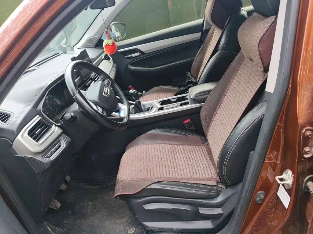 Geely Vision X6 — миниатюра 8