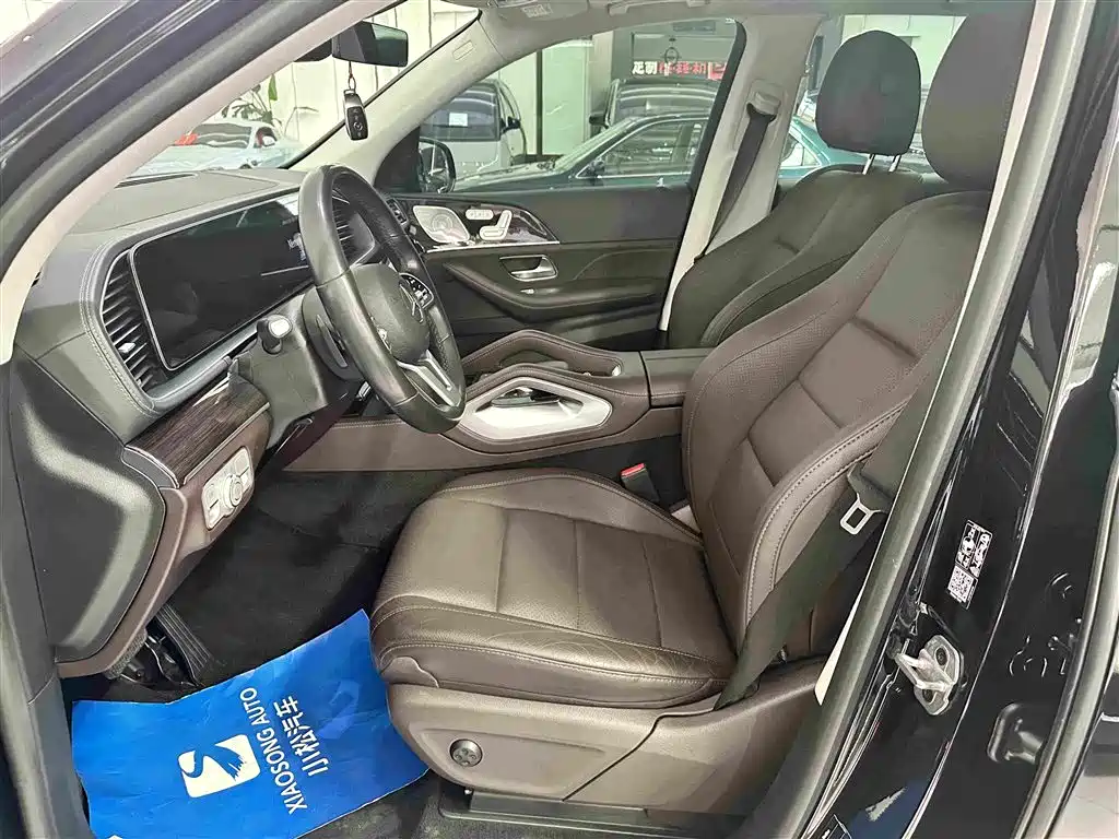 Mercedes-Benz GLE (Import) — миниатюра 11