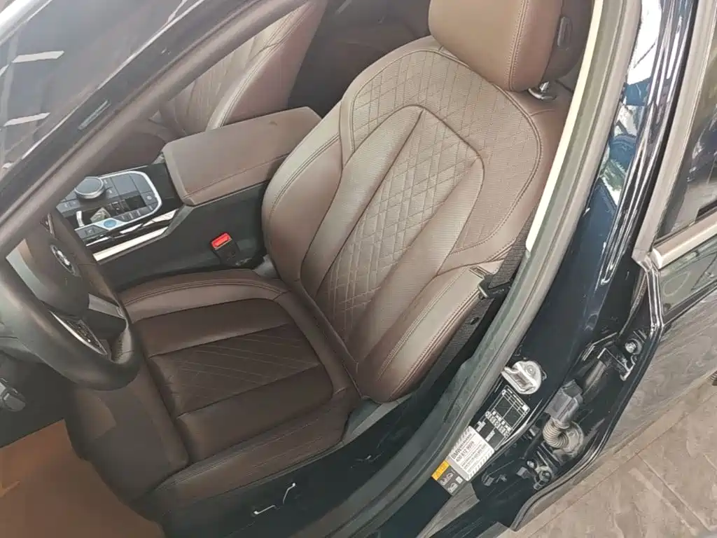 BMW i3 — миниатюра 11