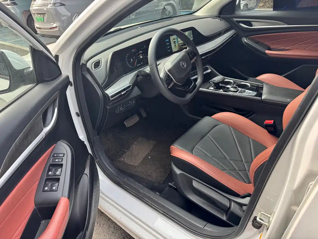 Changan Eado 2023 Enjoy PLUS NE 1.4T GDI DCT Luxury