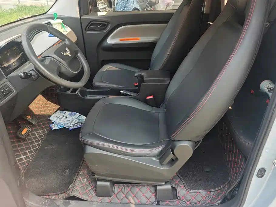 Wuling MINIEV — миниатюра 9