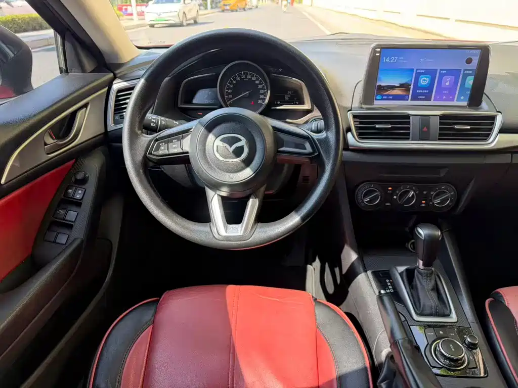 Mazda 3 Axela — миниатюра 10