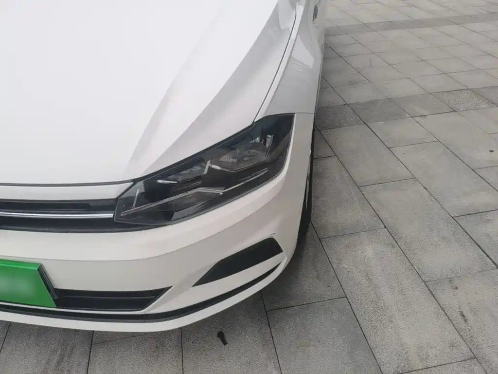 Volkswagen Polo — миниатюра 24
