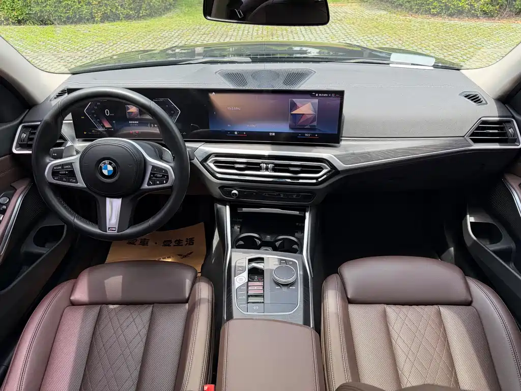 BMW 3 Series — миниатюра 8