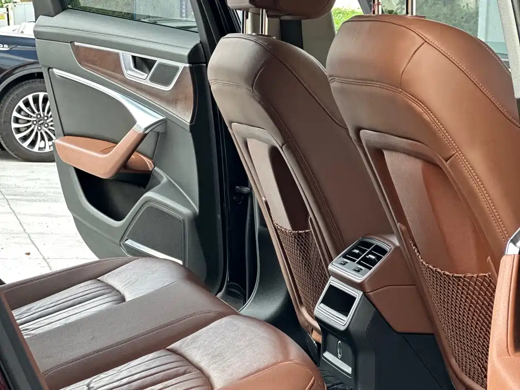 Audi A6 (Import) — миниатюра 6