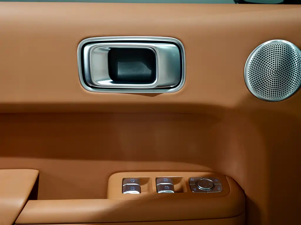 Li Auto Li L8 — миниатюра 6